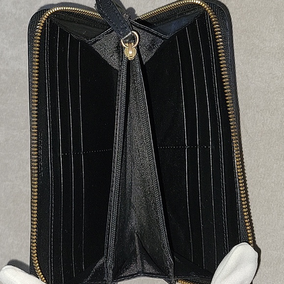 BURBERRY Studded Black Patent Leather Zip Wallet - Picture 3 of 5